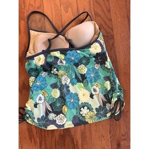 L.L. Bean Women's Size S‎ Tankini Swim Top Swimwear V-Neck Tankini Floral